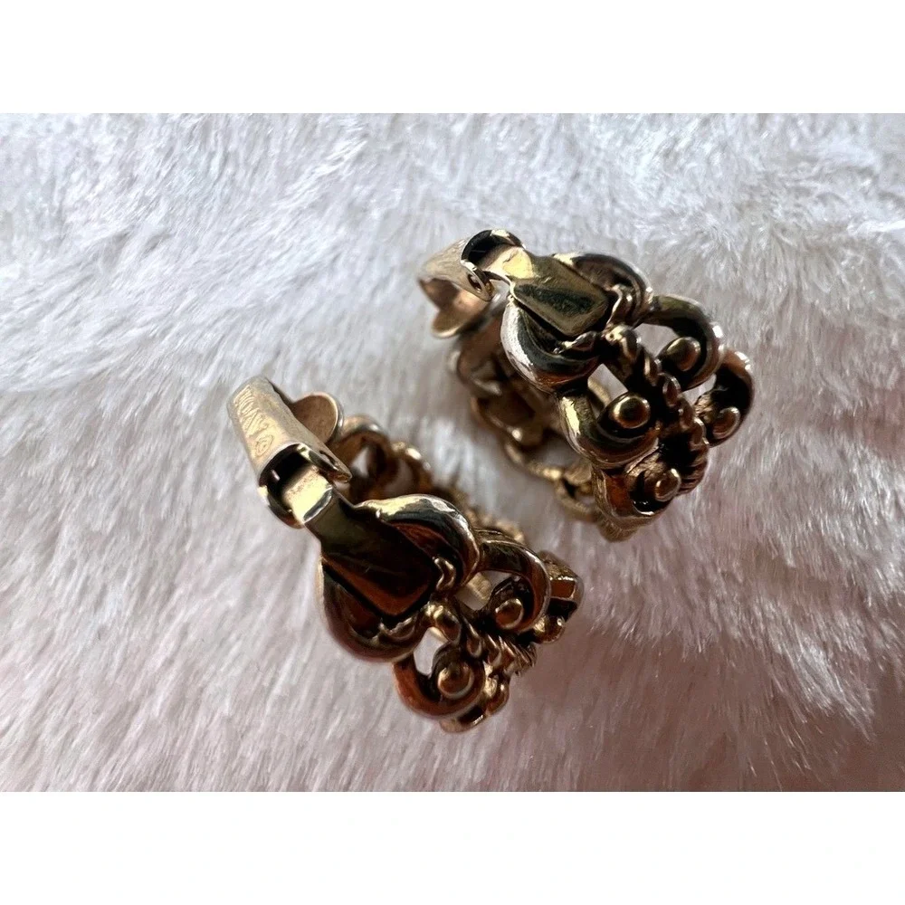 Avon Vintage Clip On J Hoop Earrings‎ Gold Tone Openwork Scroll Rope Baroque 80s